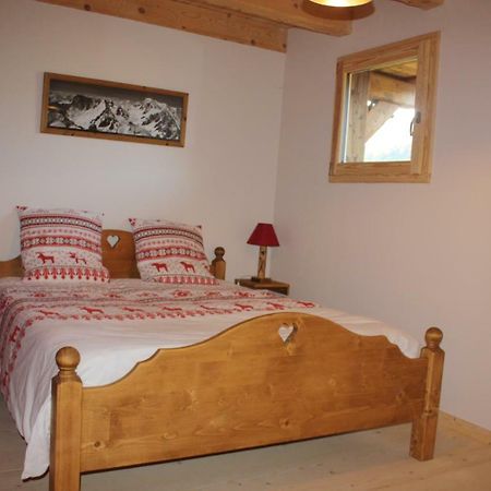La Case Bed and Breakfast Abondance Exteriör bild
