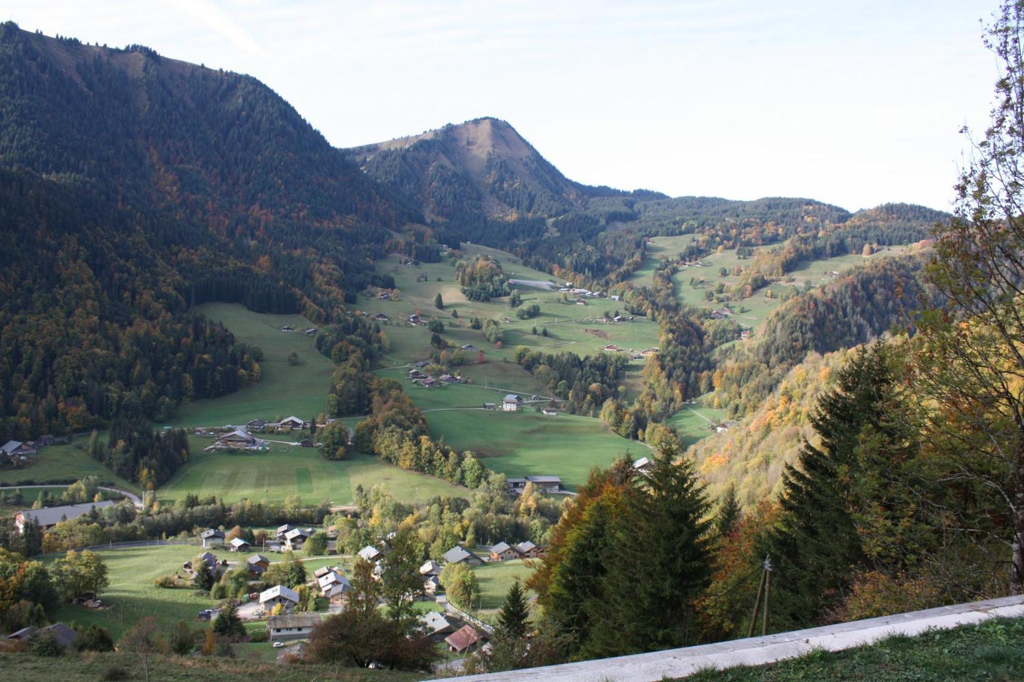 La Case Bed and Breakfast Abondance Exteriör bild